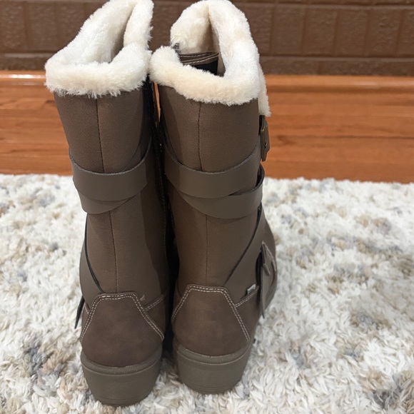 Totes Diedre Brown Boots - Picture 3 of 6